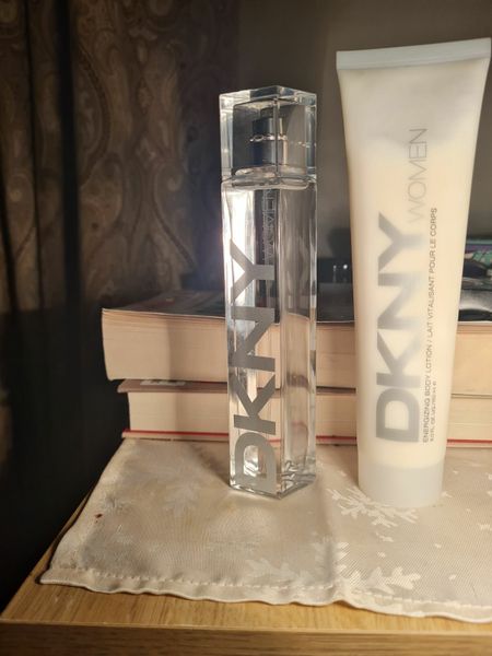 Dkny women cheap body lotion