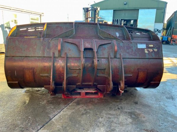 3.3mt WHEELED LOADER SPADE NOSE BUCKET...1329. 289334030