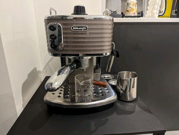 De Longhi Scultura Espresso Machine for sale in Co. Meath for 100