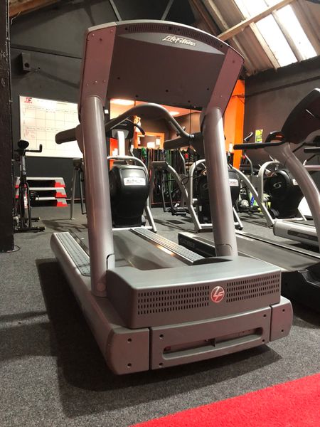 Life fitness discount treadmills for sale