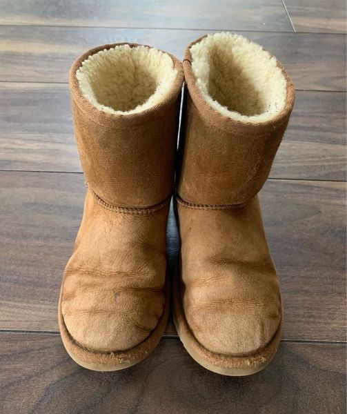 Womens black ugg on sale boots size 1