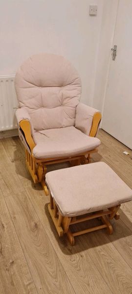 Nursing glider cheap rocking chair