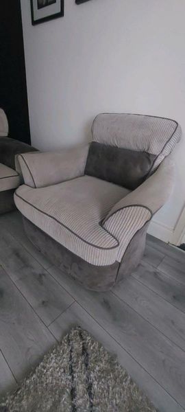 3 seater discount and swivel chair