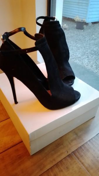 Kurt geiger heels clearance sale