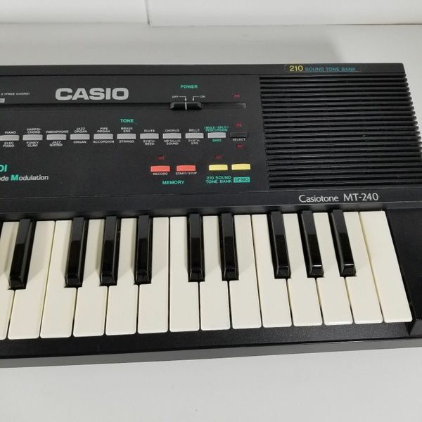 cages and stands for birds 72 Music & Education Ads For Sale in