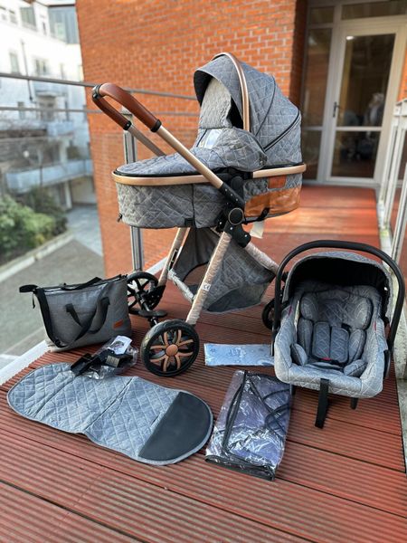 New baby buggy 3 1 travel system 3 1 for sale in Co. Dublin for 270 on DoneDeal