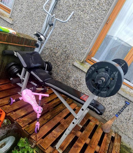 Weight Bench for sale in Co. Tipperary for 100 on DoneDeal