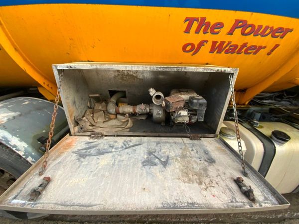 Volvo FM10 Vacuum Tank Drain Jetter. 280133491