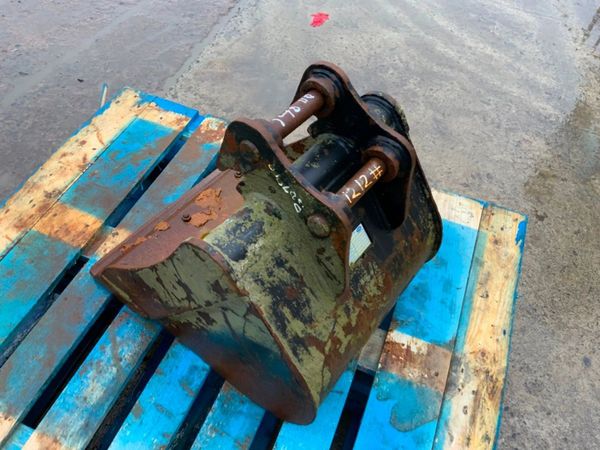 18" MINI DIGGER BUCKET....30mm PINS.......1212/18. 280694141