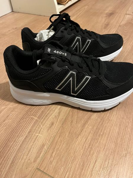 new balance ladies trainers