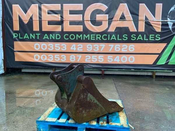 24" DIGGING BUCKET...50mm PINS......1205/24. 280890839