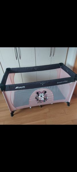 Minnie mouse hot sale travel cot