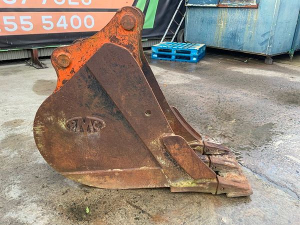 24" BMC DIGGING BUCKET....80mm PINS......1176/2 280970291