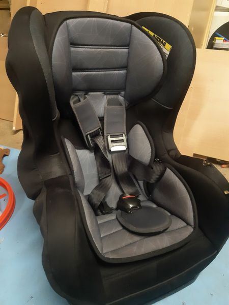 Universal child shop car seat