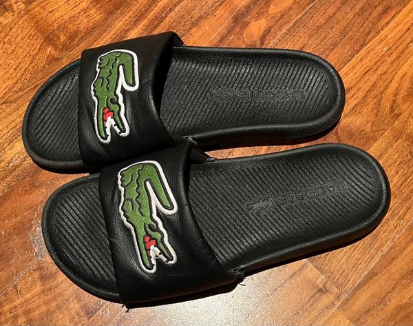 Lacoste flip clearance flops sale