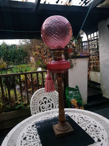 ELEGANT TALL TABLE OIL HINKS LAMP 30