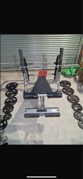 Gold's gym xr5 discount bench