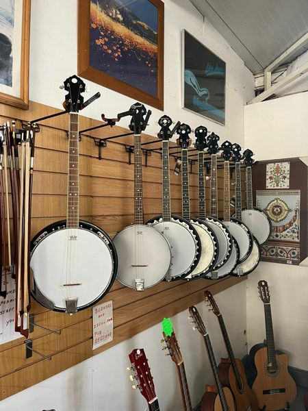 QUALITY NEW AND USED BANJOS @THE MUSIC STORE CORK