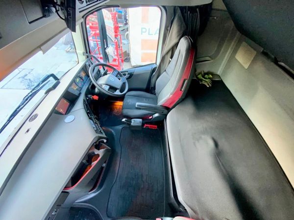 Volvo FH Version4 Mid-lift Gtxl T/unit. 282681013