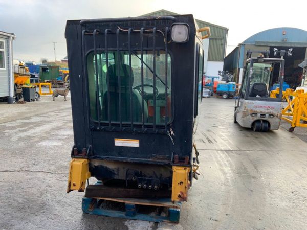 CAT CATERPILLAR D350e FULLY TRIM CAB.......3628. 283353703