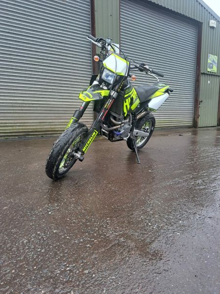 Husaberg fe650e supermoto for sale in Co. Cork for 4 250 on