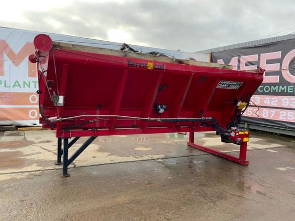 DEMOUNTABLE ROAD GRITTER BODY............741D. 294488803