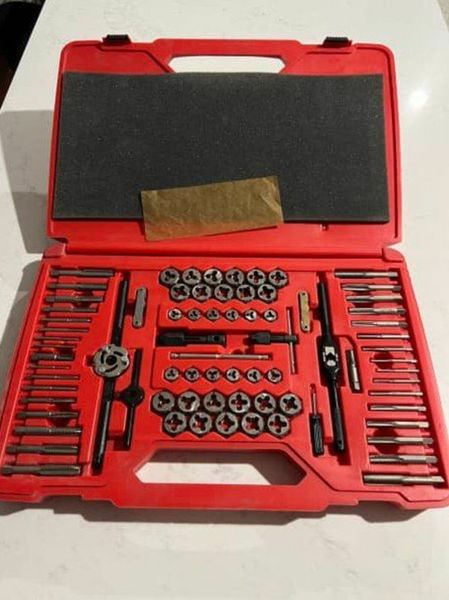 Snap on 76 piece deals tap and die set