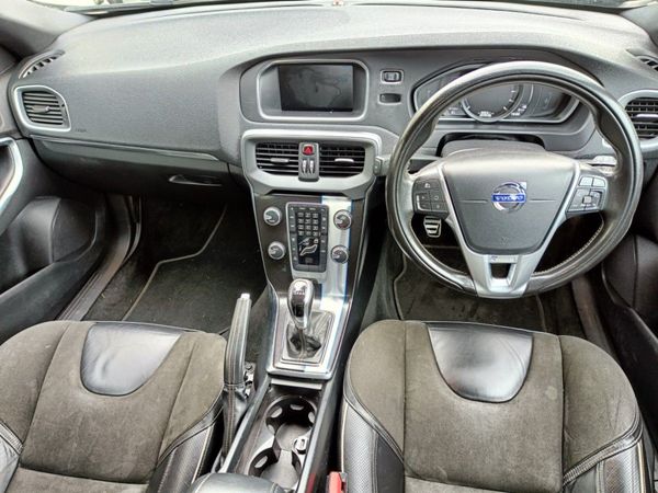 Volvo V40 D2 2.0d (120hp) R-design 294968393