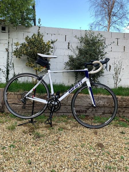 Giant defy 5 discount aluxx road bike