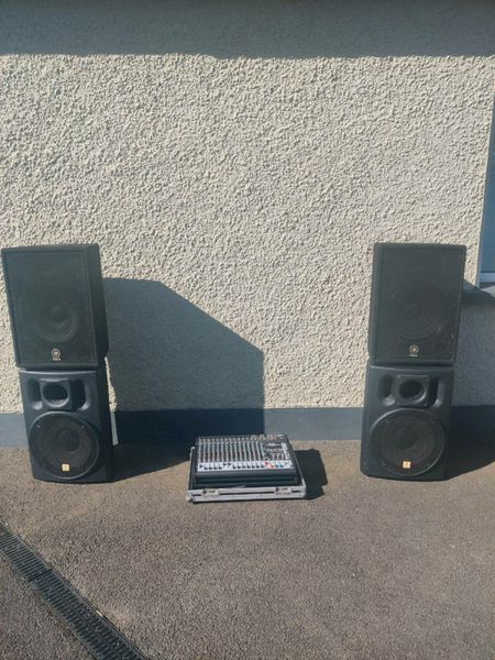 3 piece speaker store system with subwoofer