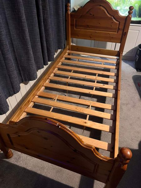 Quality Pine Wooden Single Bed Frame Can Deliver for sale in Co
