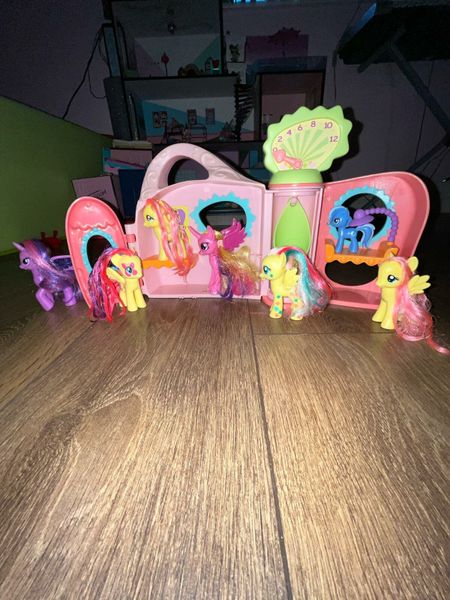 My little pony hotsell doll house