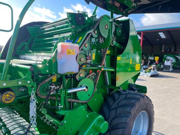 NEW McHale F5500 Round Balers 295455657