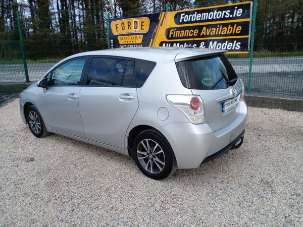 Toyota Verso 2014 295494389