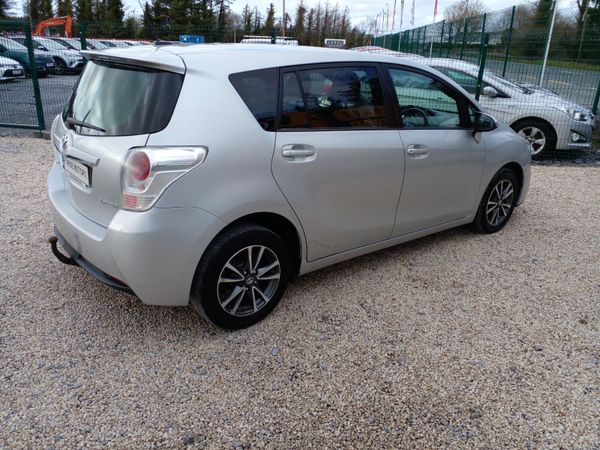 Toyota Verso 2014 295494395