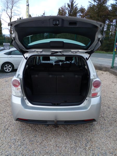 Toyota Verso 2014 295494396
