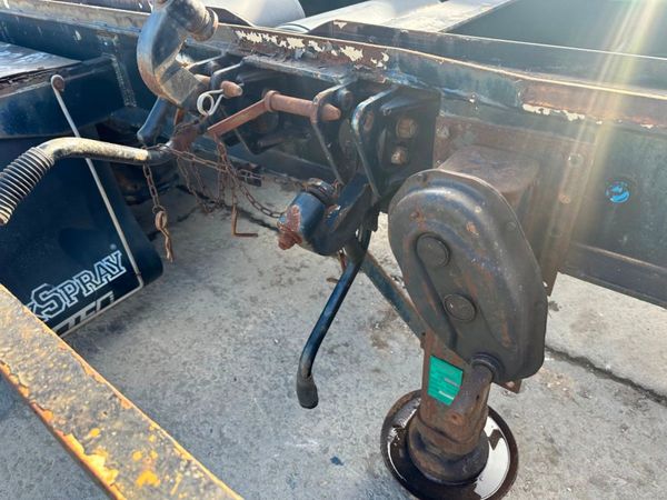 BOUGHTON TWIN AXLE HOOK DRAG TRAILER....117KY 295617381