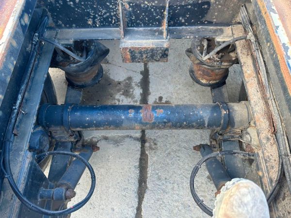 BOUGHTON TWIN AXLE HOOK DRAG TRAILER....117KY 295617392