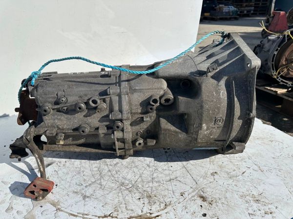 E90 BMW 320D MANUAL GEARBOX......P6G25 295734531