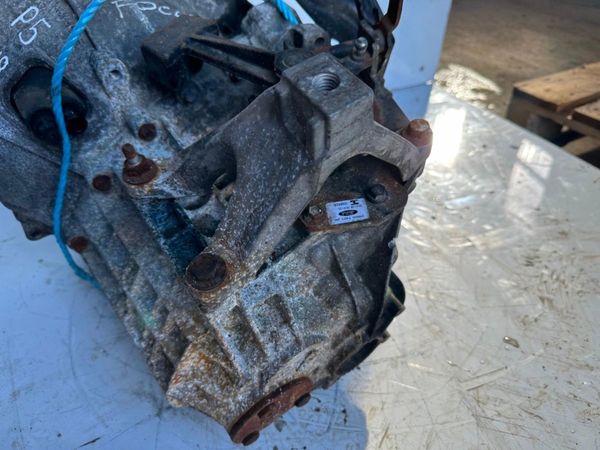 FORD FOCUS GEARBOX......P5G18 295730190