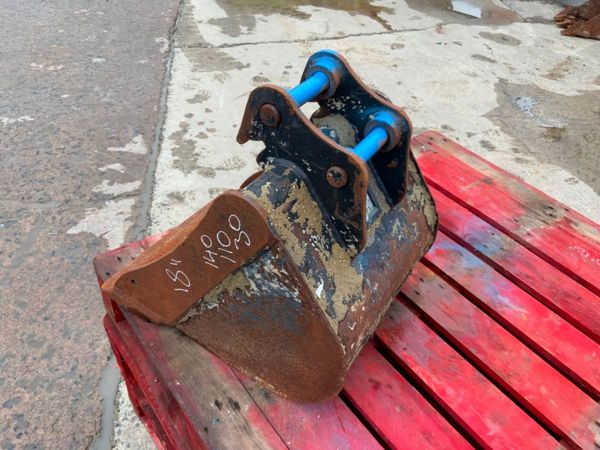18" MINI DIGGER BUCKET.....30mm......KEEN. 296476700