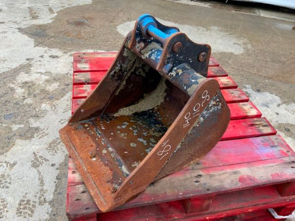 18" MINI DIGGER BUCKET.....30mm......KEEN. 296476701
