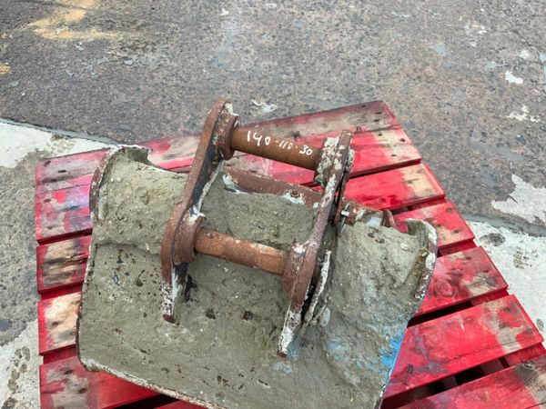 18" MINI DIGGER BUCKET....30mm PINS......18CPH. 296477954