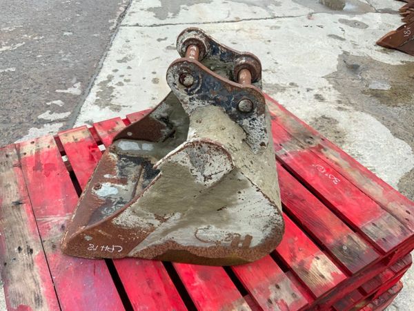 18" MINI DIGGER BUCKET....30mm PINS......18CPH. 296477958