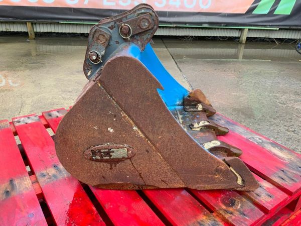 24" KEEN MINI DIGGER BUCKET...30mm PINS.....1012. 296595229