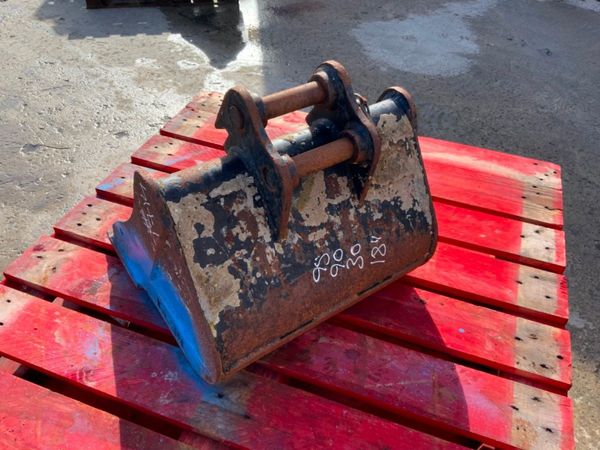 18" MINI DIGGER BUCKET......30mm PINS....1714.. 296617878