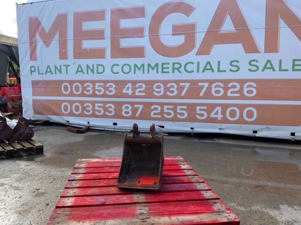 12" MINI DIGGER BUCKET......30mm PINS.... 30315 296618704