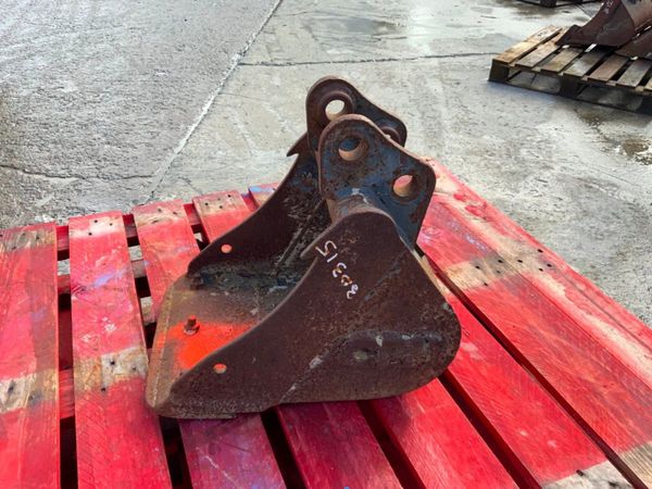 12" MINI DIGGER BUCKET......30mm PINS.... 30315 296618706