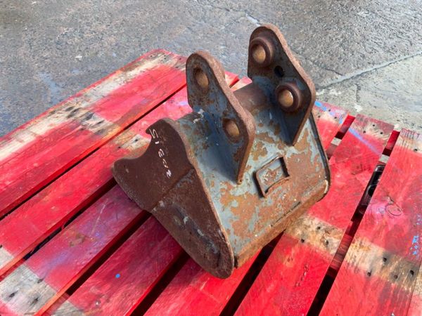12" MINI DIGGER BUCKET......30mm PINS.... 30315 296618707