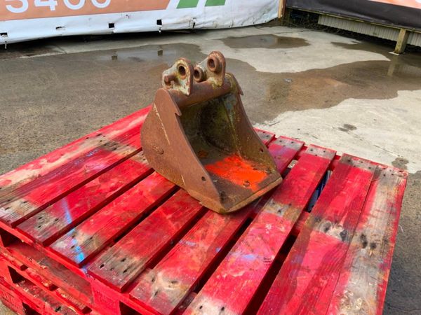 12" MINI DIGGER BUCKET......30mm PINS.... 30315 296618703